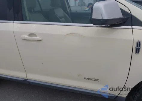 2008 Lincoln Mkx z USA, uszkodzony, nr VIN 2LMDU68C78BJ28091